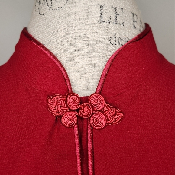 80s Embroidered Red Asian Top - Picture 6 of 11